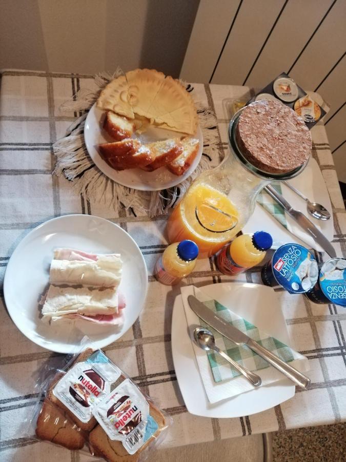 Bed and Breakfast Santu Bustianu Orgosolo Zewnętrze zdjęcie