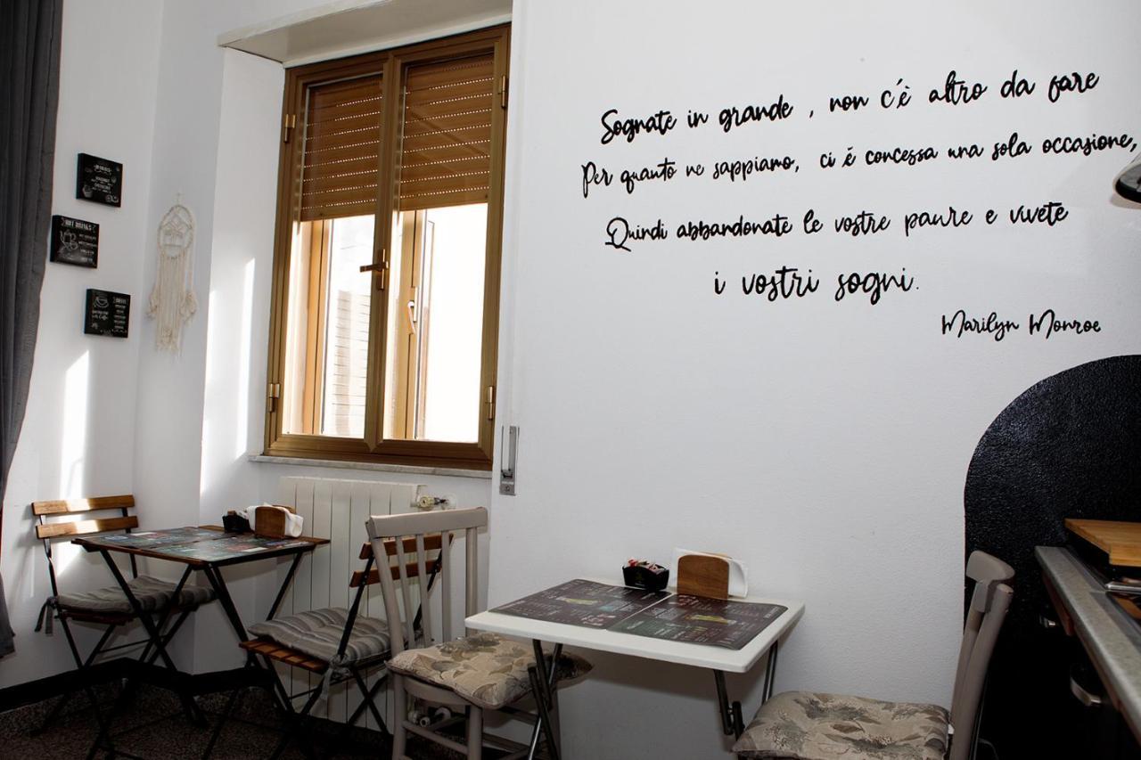 Bed and Breakfast Santu Bustianu Orgosolo Zewnętrze zdjęcie
